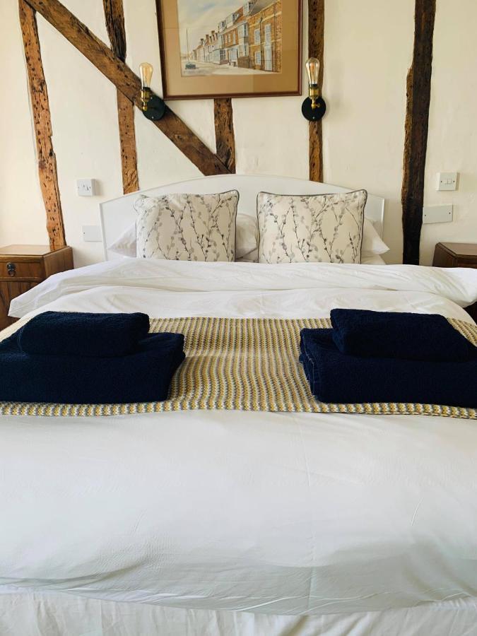 Ye Olde White Harte Hotel Burnham-on-Crouch 객실 사진